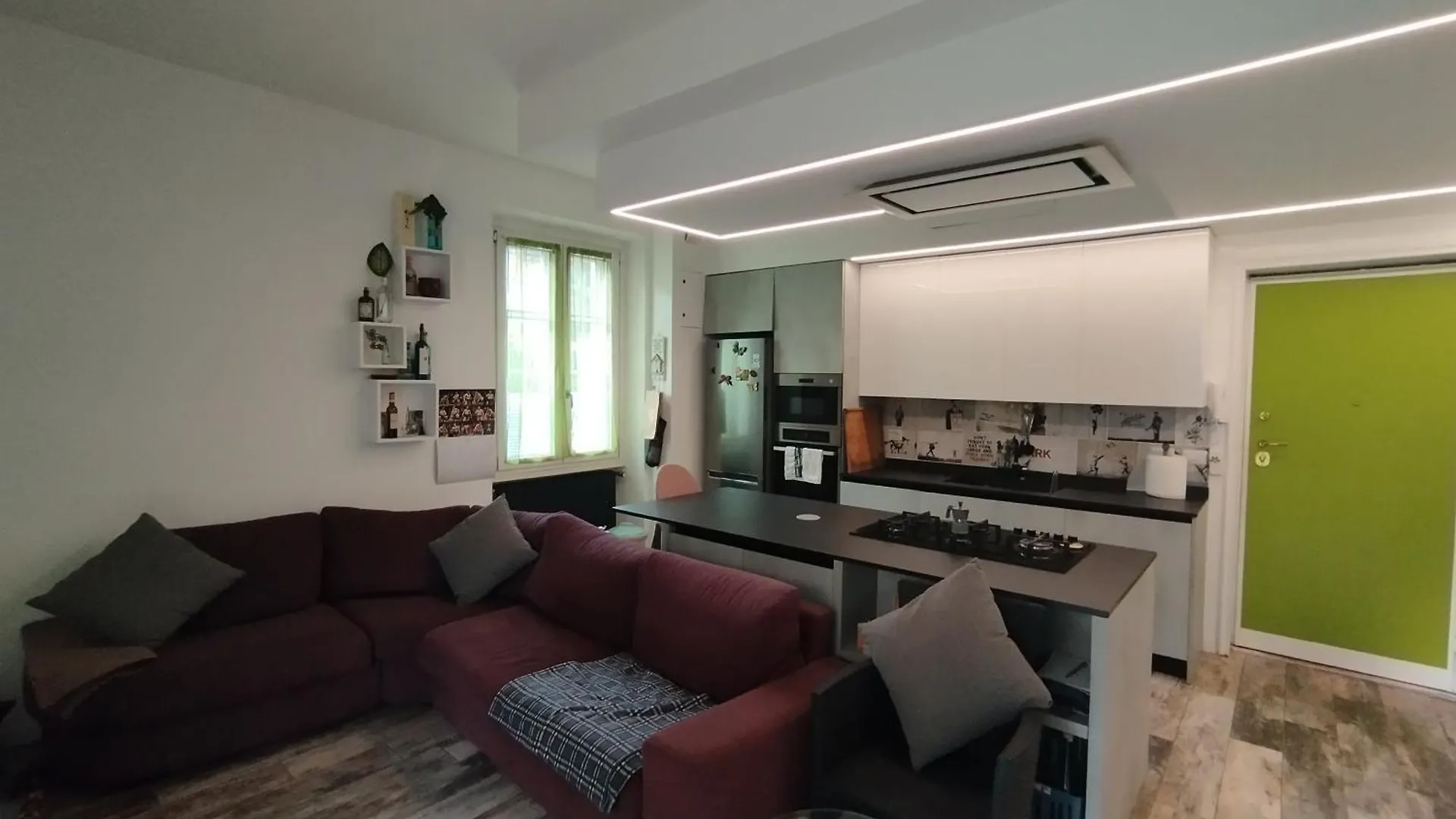 Comfortable Room Rome Homestay